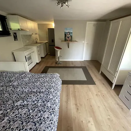 Quiet In A House In Annecy Very Close To The 2* Sevrier