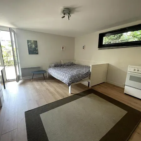 Quiet In A House In Annecy Very Close To The 2* Sevrier